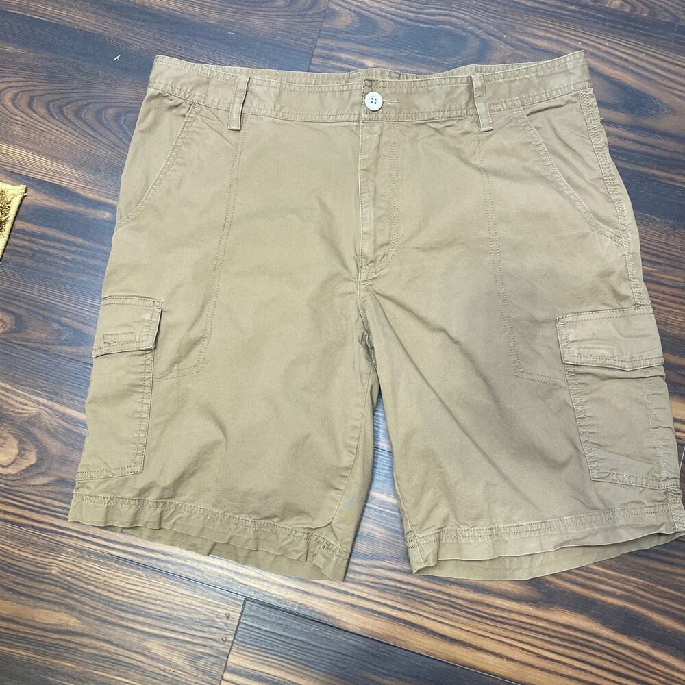 Columbia Men’s Omni Shade Regular Fit UPF 50 Shorts Size 36